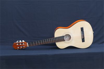Guitarra clásica cadete C7N 85 cm natural 1/2