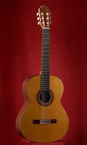Guitarra clàssica PICADO 53