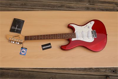 Guitarra eléctrica FERNANDES retrorocket